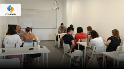 Reunião de empresa da Consenso Global: inovação, otimização de serviços e novas ideias para apoiar o crescimento internacional dos clientes.